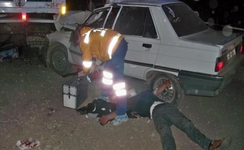 Alkollü Sürücü Kaza Yapti: 2 Yarali