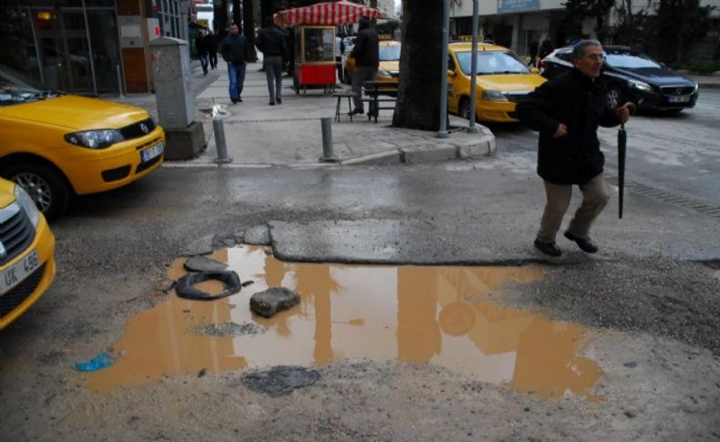 Alsancak'ta yol çilesi