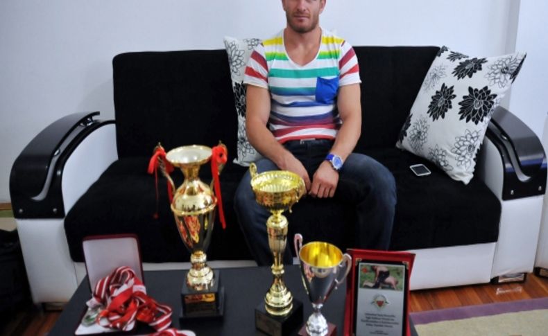 'Altın kemer Ali Gürbüz’e çok yakışıyordu, bana geldiğine sevinemiyorum'