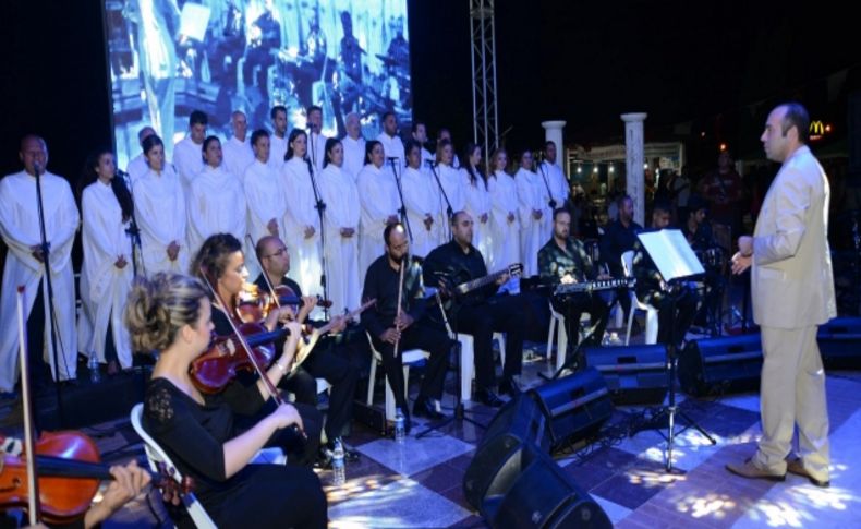 Antakya Medeniyetler Korosu, 40 kişilik ekiple Antalya'da konser verdi