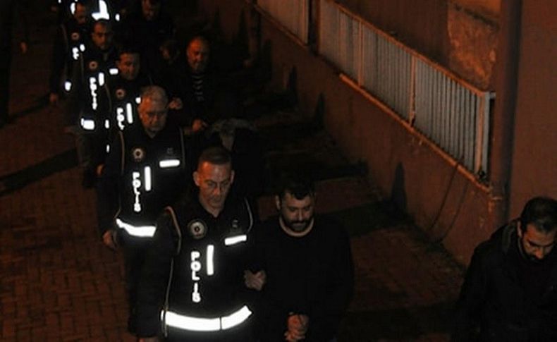 Polis ve avukatlara operasyon: 13 gözaltı
