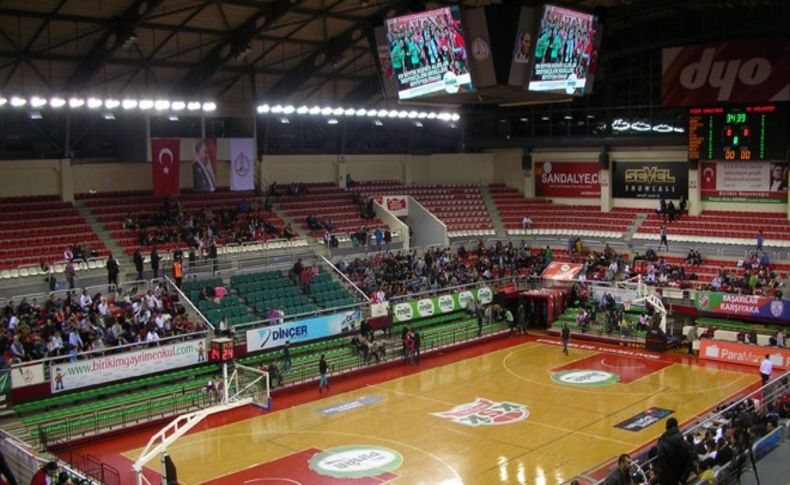 Pınar Karşıyaka seyircisiz