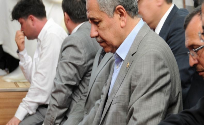 Arınç, Hilaliye Kur'an Kursu'nda eğitim alan 56 hafızın icazet törenine katıldı