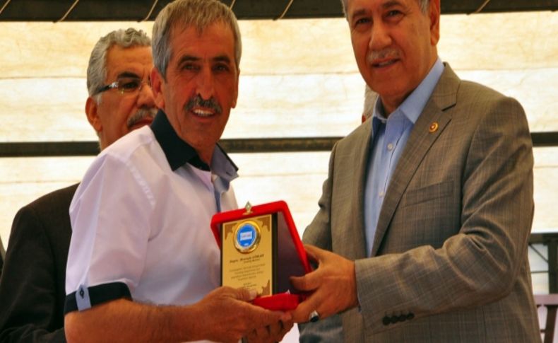 Arınç: Terörün sonlanıyor olması doğrusu hepimizi mutlu ediyor