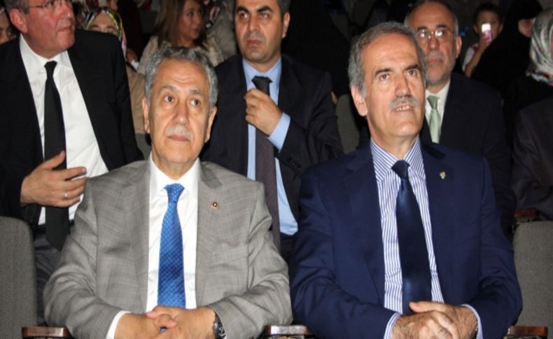 Arınç’ın gözyaşları: Sarhoşumuz bile O'nun ismi geçtiğinde büyük hürmet duyuyor