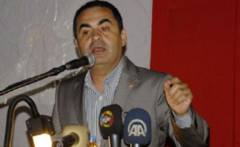 O üç isime tepki gecikmedi