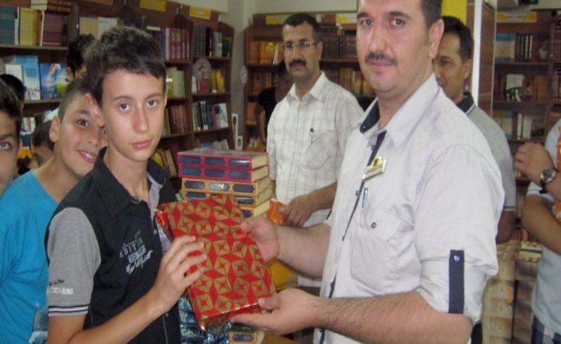 Askıda Kur’an kampanyasında Manisa’da 2 bin 184 Kur’an toplandı