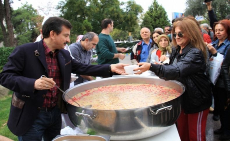 Aşureler Başkan Tatı’dan