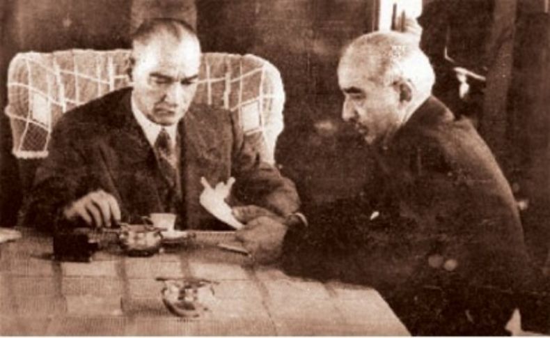 TRT'de Atatürk ve İnönü'ye şok hakaretler