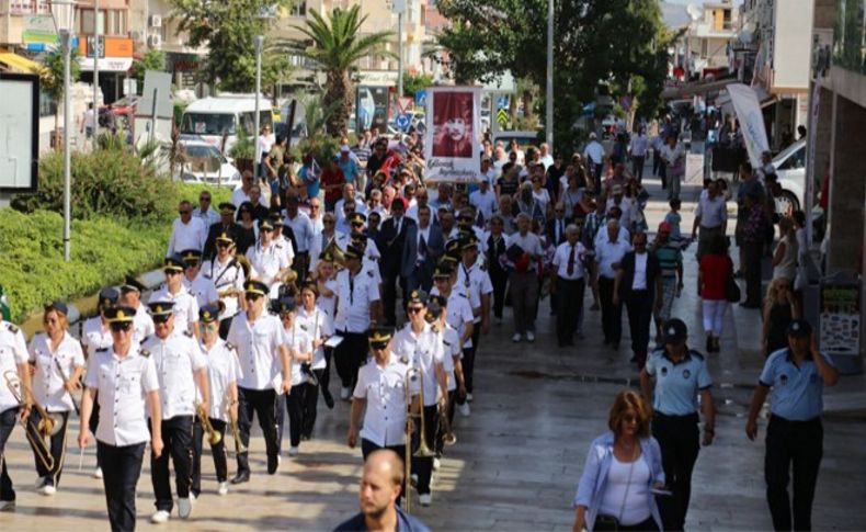 Atatürk'ün Urla'ya gelişinin 91.yılı coşkuyla kutlandı