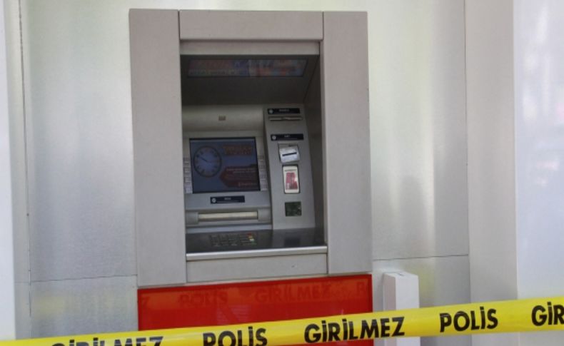 ATM faresinin düzenek oyununu öğretmen bozdu