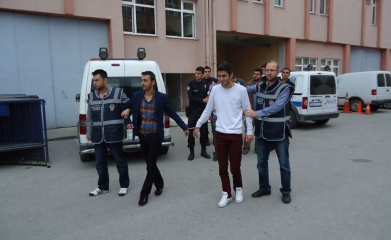 ATM'lerden 600 bin liralık vurgun yapan 18 kişilik çete çökertildi
