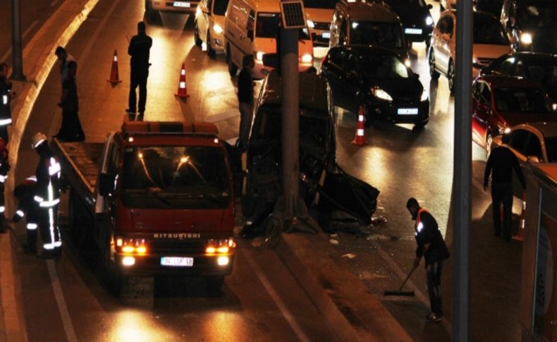 Avcılar'da kaza: 2 ağır yaralı (Özel)