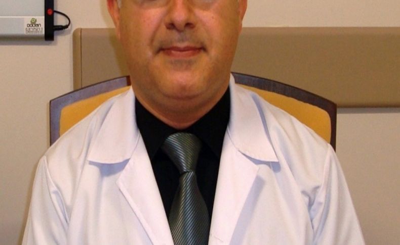 Aynı anda iki ayrı operasyonla, kadın hasta kanserli kitleden kurtuldu