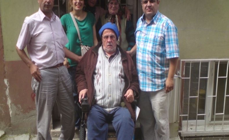 Ayrıştırılan çöp vatandaşa altın, engelliye akülü araba oluyor