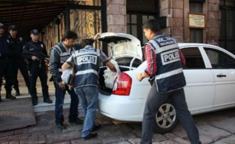 Ayvalık Belediye operasyonunda 5 kişi serbest bırakıldı
