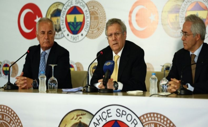 Aziz Yıldırım, toplantıyı Futbol AŞ'nin yönetim kurulu başkanı olarak düzenledi