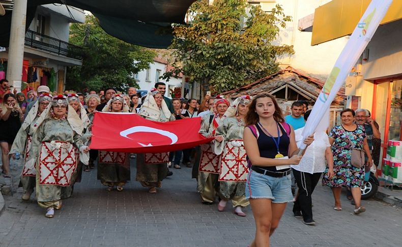 Bademli'de Tiyatro Günleri coşkusu