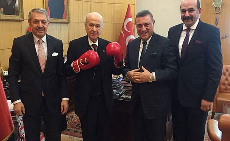 Bahçeli'nin bu fotoğrafı sosyal medyayı salladı