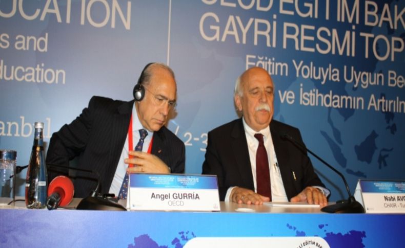 Bakan Avcı: Gençlere daha fazla eğitim sağlamak cevap değildir