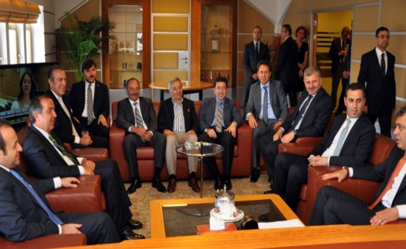 Bakan Bağış, İstanbullu iş adamlarının yeni patronuyla görüştü