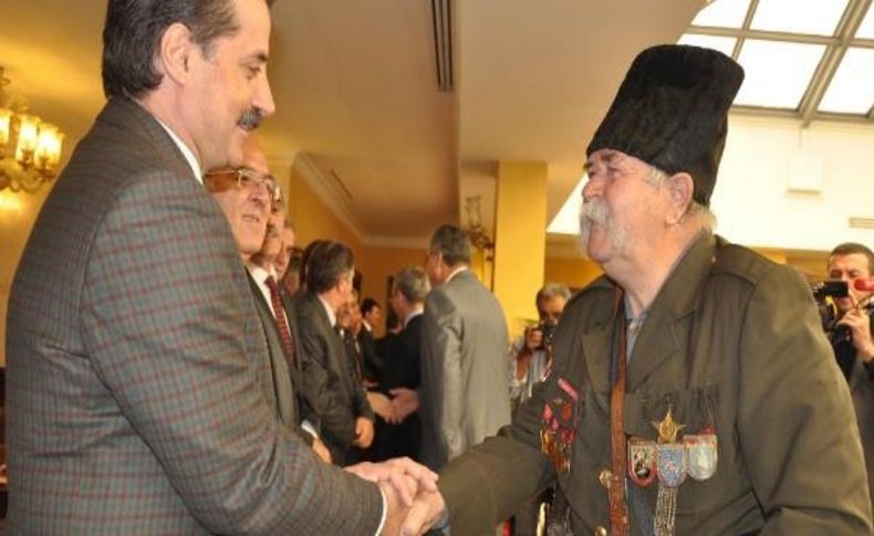 Bakan Çelik: 90 Yaşindaki Bir Kişinin 30-35 Yaşindaki Biriyle Evliliği Normal Olmasa Gerek (2)