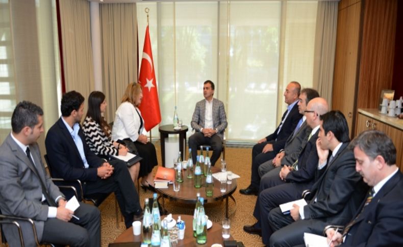 Bakan Çelik, Almanya’da Alevi ve Süryani heyetleriyle görüştü