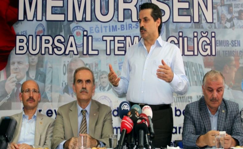 Bakan Çelik: Dünyada ücretler dondurulurken yüzde 15 zam yaptık