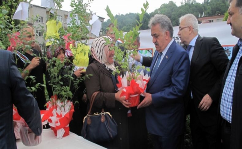 Bakan Yazıcı Rize’de