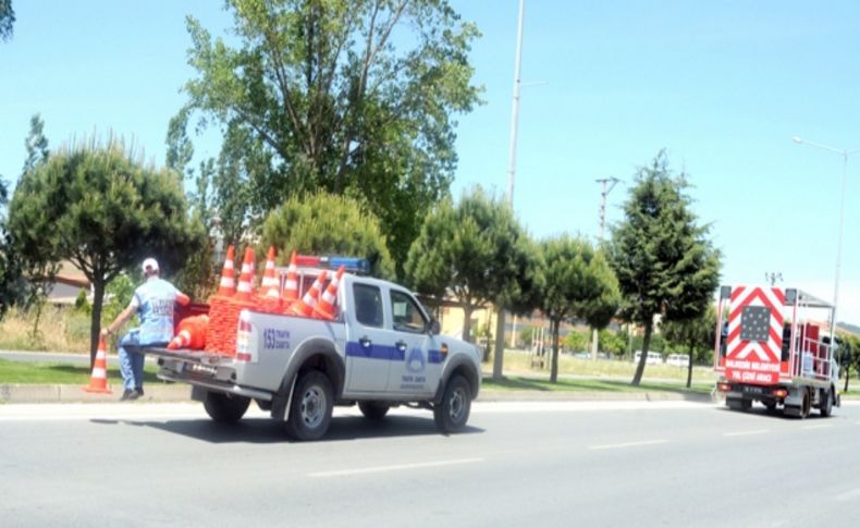 Balıkesir'de şehiriçi trafik çizgileri yenileniyor