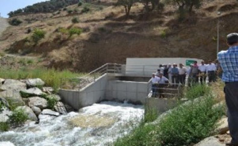 Bayındır Zeytinova Barajı'ndan su salındı