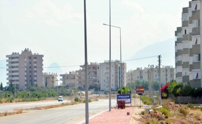 Barış Manço Bulvarı'nda kaldırım çalışması tamamlandı