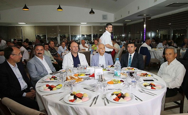 Başkan Karabağ, amatör kulüp yöneticileriyle buluştu