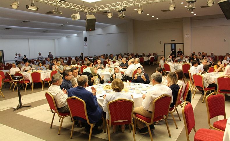 Başkan Badem muhtarlarla iftar açtı