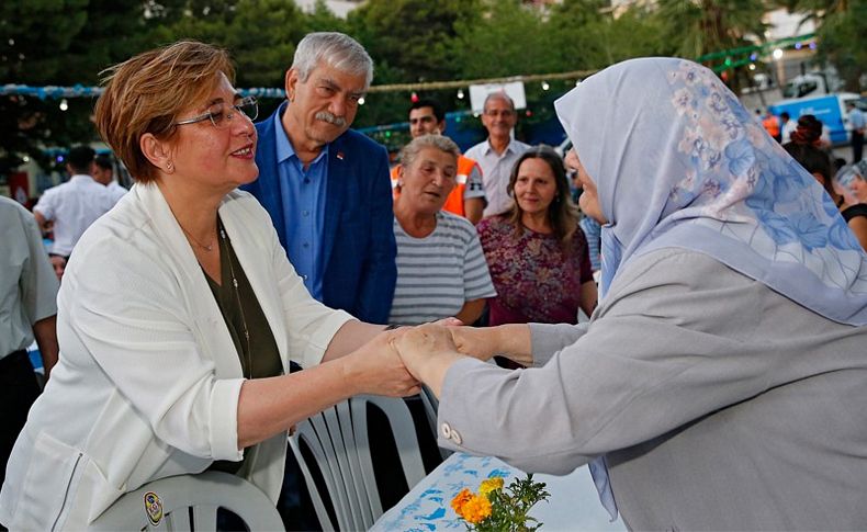 Başkan Pekdaş'tan iftar sofrasında dayanışma mesajları