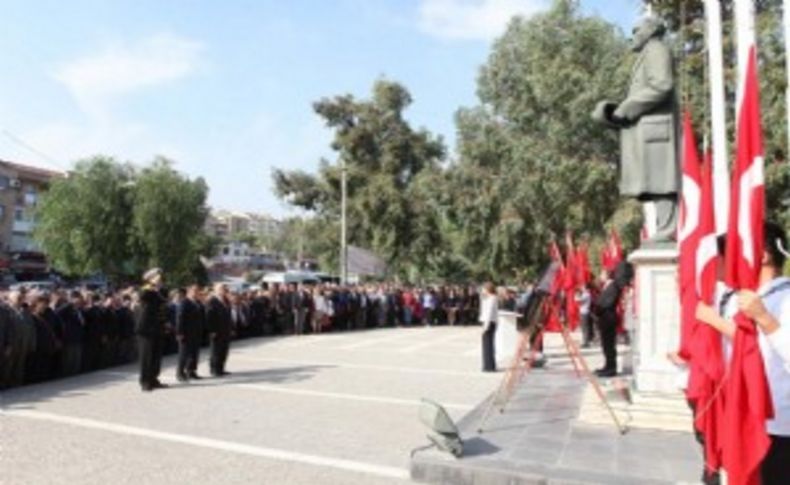 Bayraklı'da Cumhuriyet coşkusu