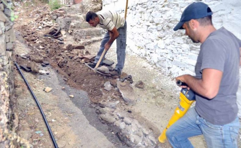 Bayındır'da 'Ala Su' yeniden çeşmelerden akmaya başladı