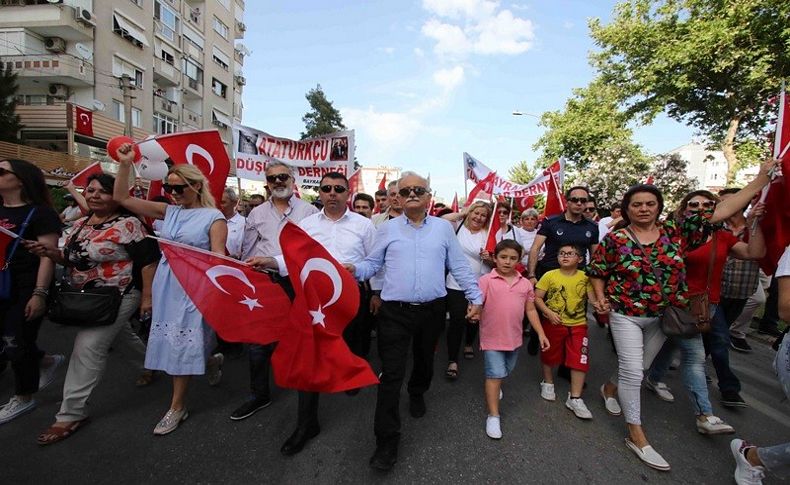 Bayraklı'da 19 Mayıs coşkusu