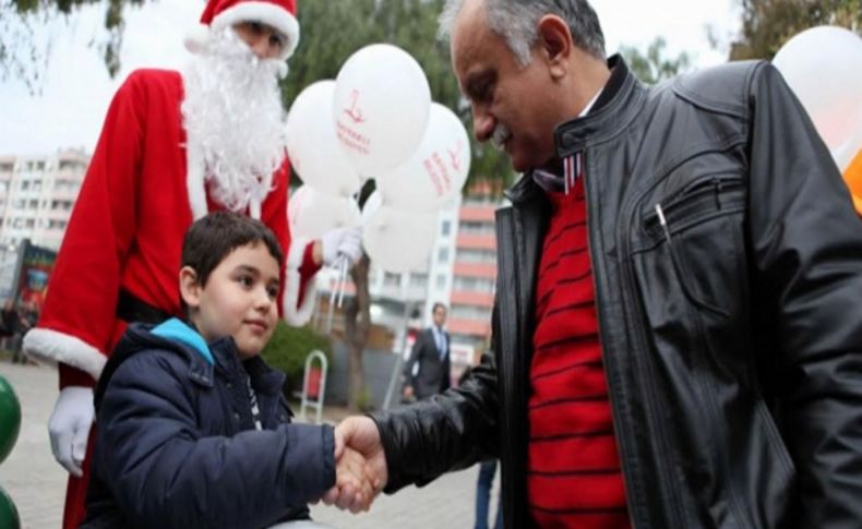 Bayraklı'da yeni yıl kutlaması