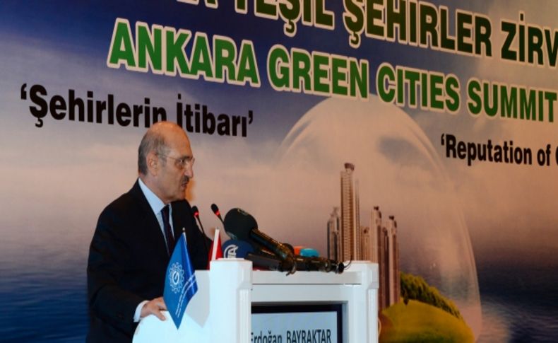 Bayraktar: Kentsel dönüşümde yıkılan konut sayısı yılsonunda 200 bine ulaşacak