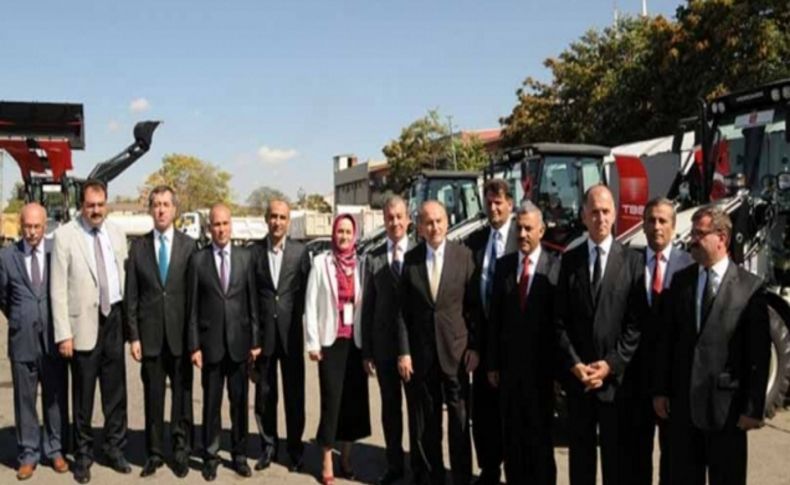 Belediyeler Birliğinden Yayladağı Belediyesine ekipman desteği