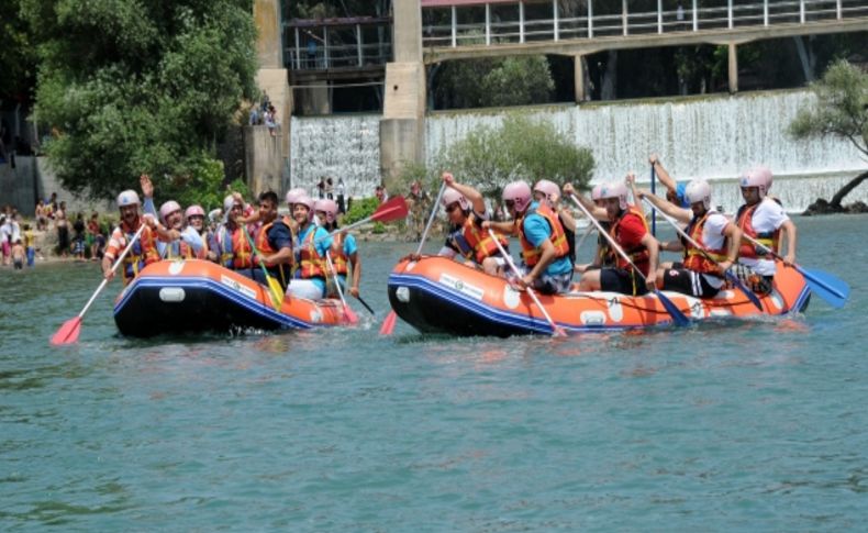 Berdan Barajı'nda rafting şenliği