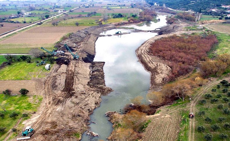 Bergamalı çiftçilere müjde! Bakırçay nefes alacak