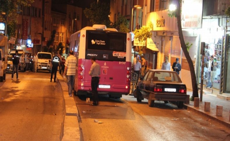 Beyoğlu’nda otobüse molotof bombası atıldı