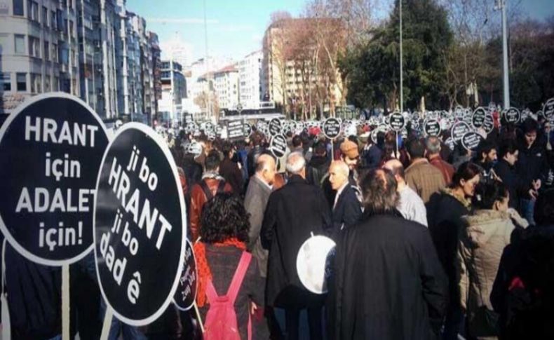 Binler Hrant için Taksim'de