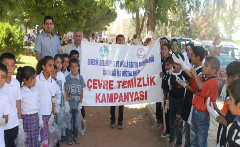 Birecik’te çevre temizliği yoğun ilgi gördü