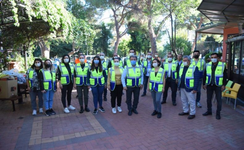 Bornova Belediyesi’nden yarım milyon maske