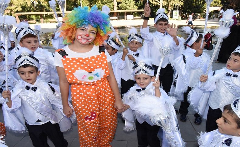 Bornova’da mutluluklar hep birlikte yaşanıyor