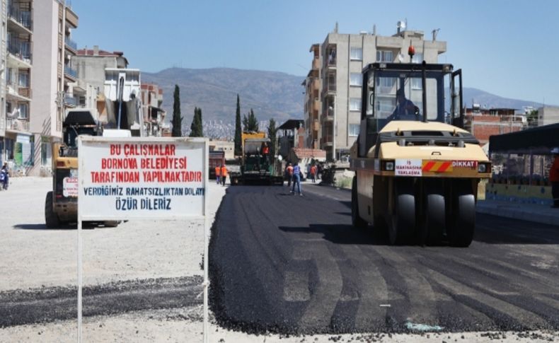 Bornova’da 100 bin ton asfaltla 114 kilometre yol yapıldı