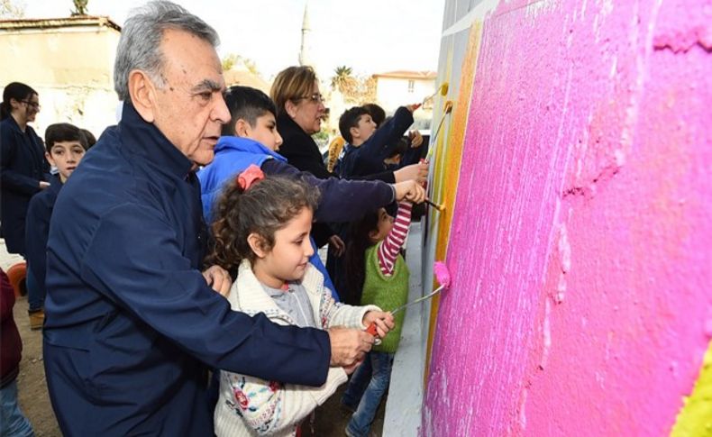 Çocuklar hayal etti, Başkanlar boyadı: İşte benim parkım!